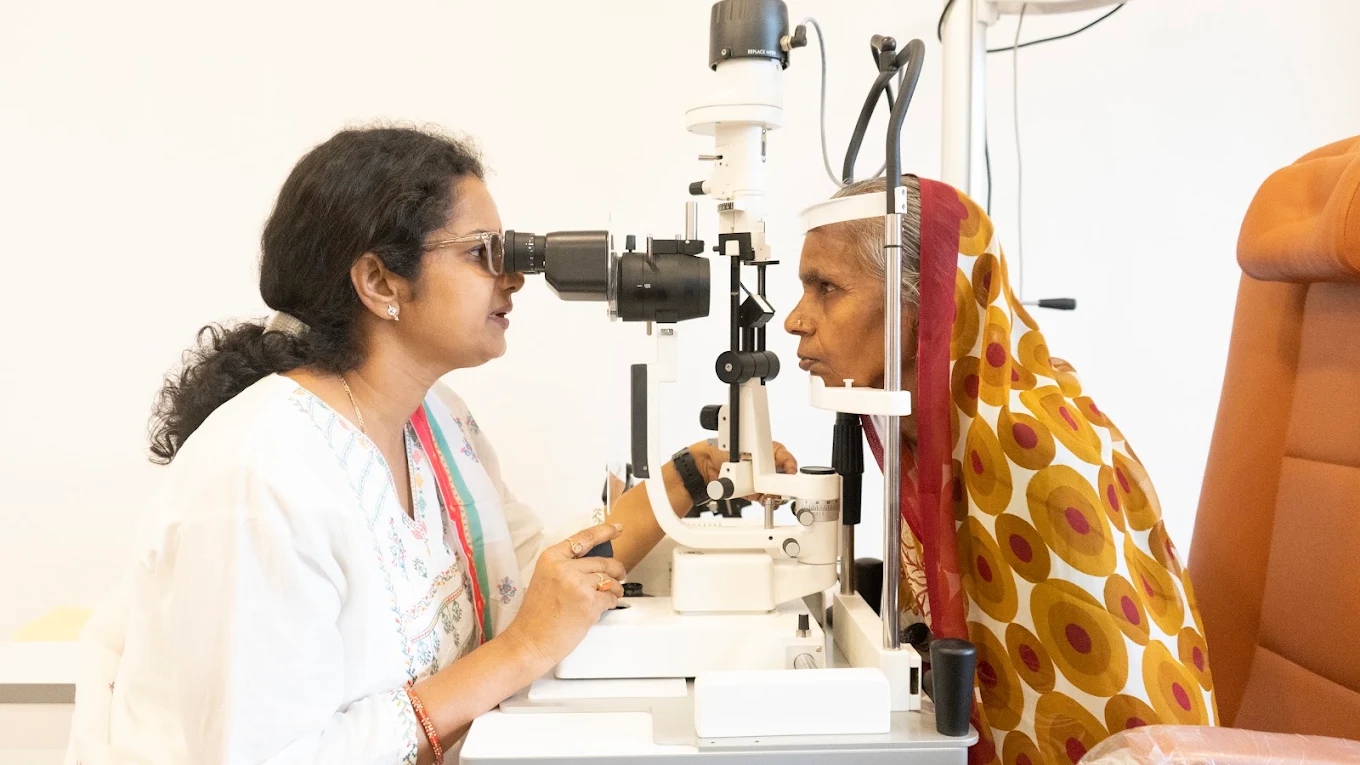Modern Eye Examination Room